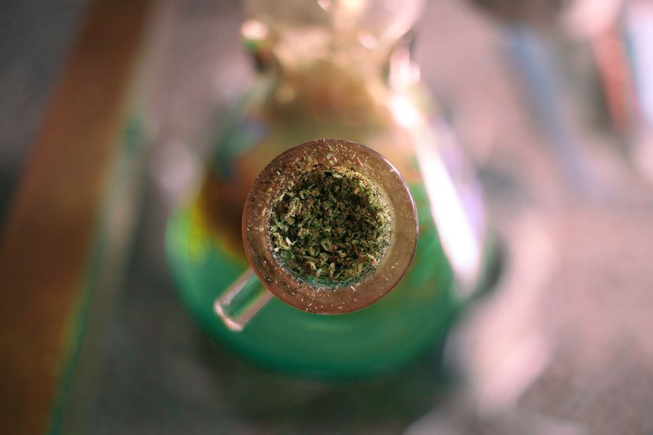 14. Dual-use rig that converts to a bong downstem